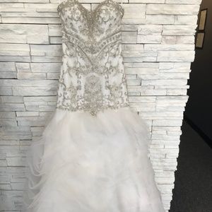 wedding dress